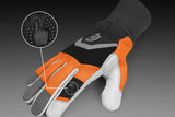 Functional Gloves with saw protection